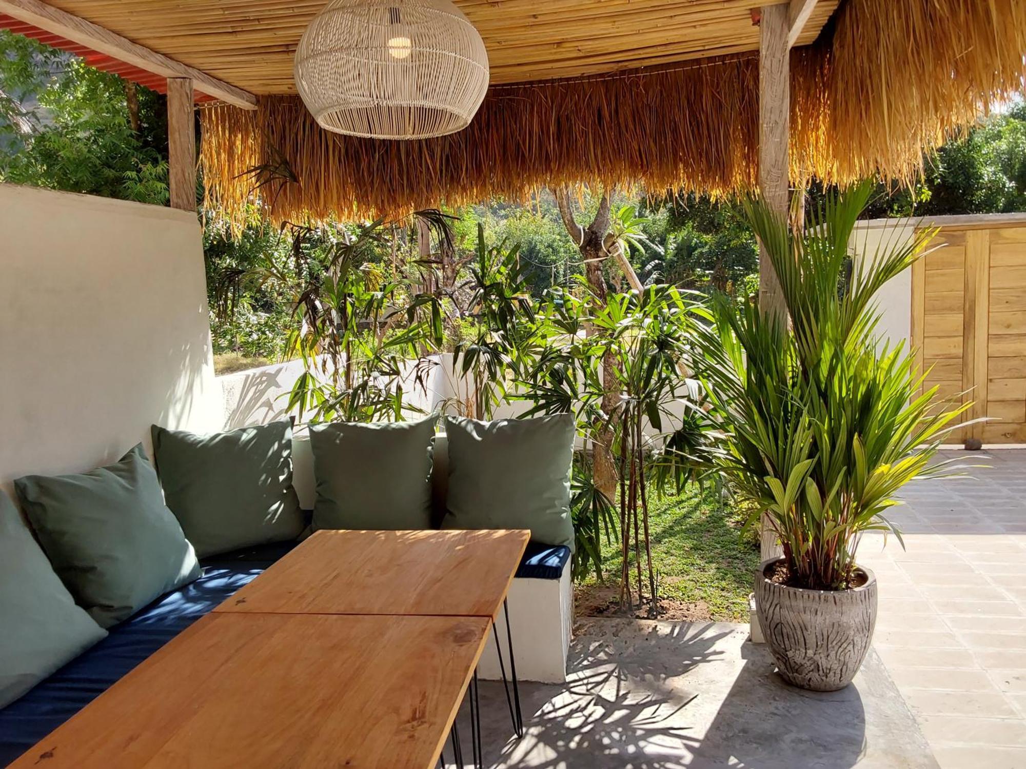 Okaoki Homestay อาเม็ด ภายนอก รูปภาพ